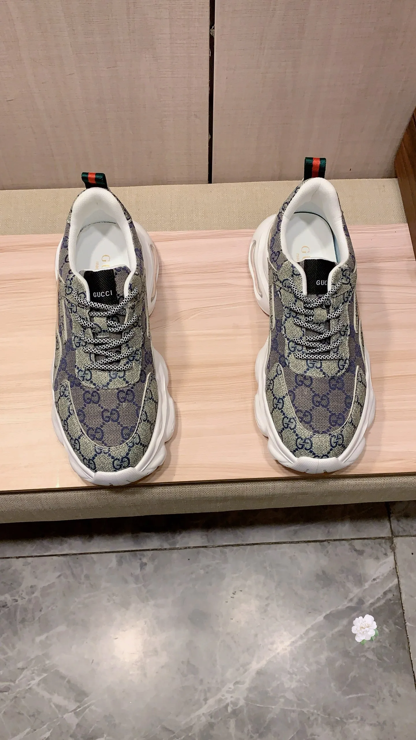 Men's men's shoes💰460💰💰🎩🎩[Lightning][Lightning] "Gucci*" latest • popular casual shoes, top brand [seduce] luxury ~ purchasing agency, top ~ quality. [Strong] The upper is made of imported breathable cowhide with material ➕ breathable sheepskin feet (•) and fine workmanship. The original stylish and stylish soft rubber wear-resistant and non-slip outsole is light and comfortable on the feet. The real thing looks better when photographed. 012: code: 38-44, 4️⃣ colors selected